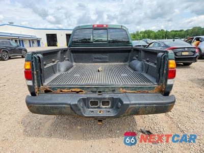 Zdjęcie 6 z 12 samochodu: 2003 TOYOTA TUNDRA SR5 VIN:5TBBT44133S405578 - miniatura