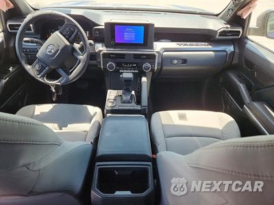 Zdjęcie 8 z 12 samochodu: 2025 TOYOTA TACOMA SR5 VIN:3TYKB5FN9ST019279 - miniatura