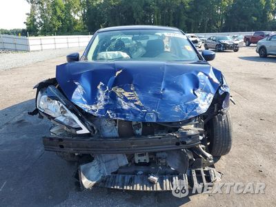 Piąte zdjęcie samochodu w środku: 2018 NISSAN SENTRA SV VIN:3N1AB7AP8JL620024 - miniatura