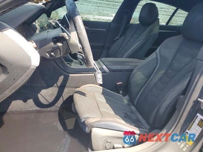 Zdjęcie 7 z 13 samochodu: 2022 BMW M850XI VIN:WBAGV8C09NCJ45647 - miniatura