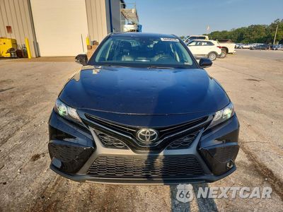 Piąte zdjęcie samochodu w środku: 2023 TOYOTA CAMRY SE VIN:4T1G11AK0PU161304 - miniatura