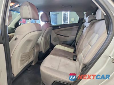 Zdjęcie 11 z 13 samochodu: 2016 HYUNDAI TUCSON SE VIN:KM8J23A49GU161463 - miniatura