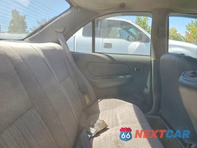 Zdjęcie 10 z 12 samochodu: 1999 NISSAN SENTRA XE VIN:1N4AB41D4XC729673 - miniatura