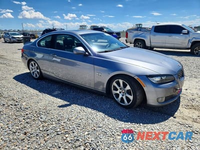 Czwarte zdjęcie samochodu z boku: 2010 BMW 335 XI VIN:WBAWC7C5XAE271344 - miniatura