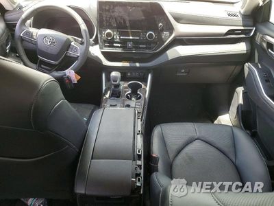 Zdjęcie 8 z 13 samochodu: 2026 TOYOTA HIGHLANDER HYBRID LIMITED VIN:5TDXBRCH9TS703323 - miniatura