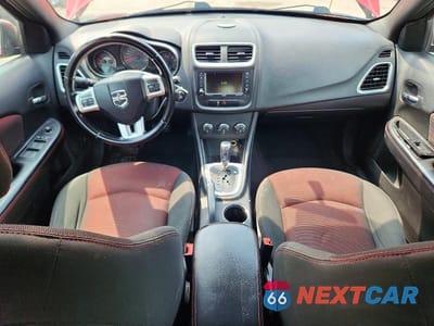 Zdjęcie 8 z 13 samochodu: 2011 DODGE AVENGER MAINSTREET VIN:1B3BD1FG9BN574580 - miniatura
