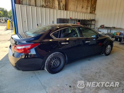 Trzecie zdjęcie samochodu z tyłu: 2018 NISSAN ALTIMA 2.5 S VIN:1N4AL3AP0JC133873 - miniatura