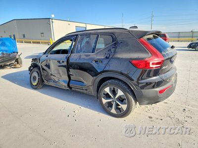 Drugie zdjęcie samochodu z przodu: 2024 VOLVO XC40 PLUS VIN:YV4L12UL8R2217028 - miniatura