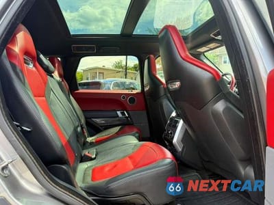 Zdjęcie 9 z 12 samochodu: 2022 LAND ROVER RANGE ROVER SPORT SVR VIN:SALWZ2RE6NA221638 - miniatura