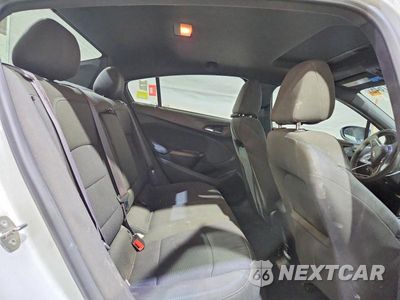 Zdjęcie 10 z 12 samochodu: 2017 CHEVROLET CRUZE LT VIN:1G1BE5SM4H7217327 - miniatura