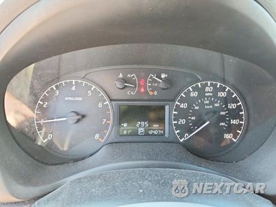 Zdjęcie 9 z 12 samochodu: 2017 NISSAN SENTRA S VIN:3N1AB7AP6HY237518 - miniatura