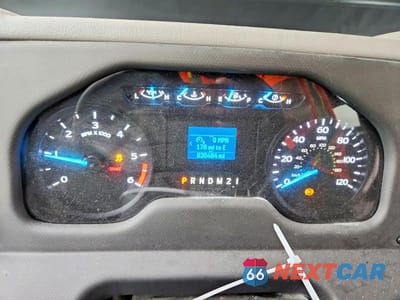 Zdjęcie 8 z 10 samochodu: 2020 FORD F53 VIN:1F66F5DN3L0A19032 - miniatura