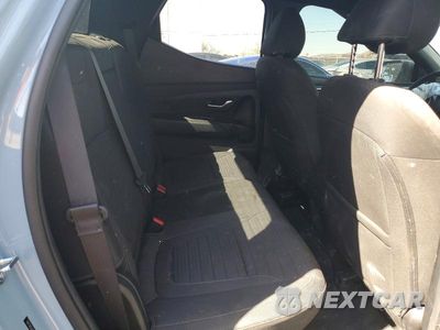 Zdjęcie 10 z 12 samochodu: 2023 HYUNDAI SANTA CRUZ SEL VIN:5NTJBDAE3PH062636 - miniatura