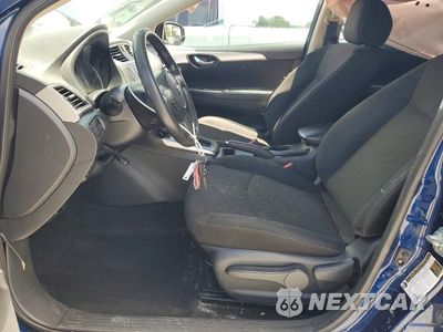 Zdjęcie 7 z 13 samochodu: 2018 NISSAN SENTRA S VIN:3N1AB7AP5JY317382 - miniatura