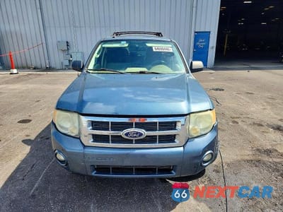 Piąte zdjęcie samochodu w środku: 2011 FORD ESCAPE XLT VIN:1FMCU0DGXBKB82544 - miniatura