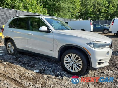 Czwarte zdjęcie samochodu z boku: 2014 BMW X5 XDRIVE35I VIN:5UXKR0C53E0H18351 - miniatura