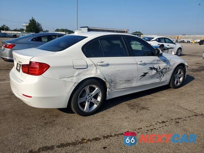 Trzecie zdjęcie samochodu z tyłu: 2014 BMW 320 I XDRIVE VIN:WBA3C3C57EF984794 - miniatura