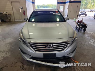 Piąte zdjęcie samochodu w środku: 2015 HYUNDAI SONATA SE VIN:5NPE24AF5FH158310 - miniatura