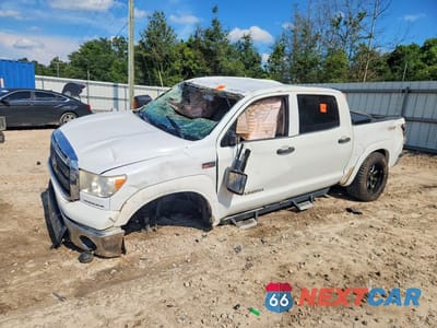 2013 TOYOTA TUNDRA CREWMAX SR5 5TFDW5F12DX317305 - główne zdjęcie licytacji z USA - miniatura