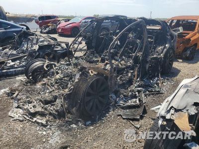 2022 TESLA MODEL X 7SAXCBE62NF352829 - główne zdjęcie licytacji z USA - miniatura
