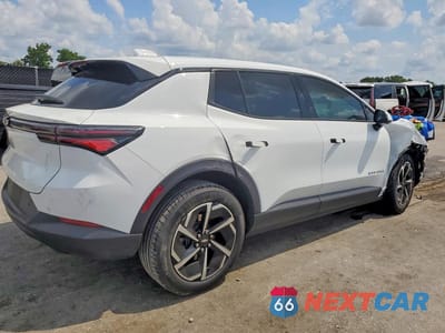 Trzecie zdjęcie samochodu z tyłu: 2025 CHEVROLET EQUINOX LT VIN:3GN7DMRP7SS240207 - miniatura