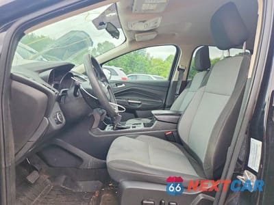 Zdjęcie 7 z 13 samochodu: 2018 FORD ESCAPE SE VIN:1FMCU9GD2JUC38341 - miniatura