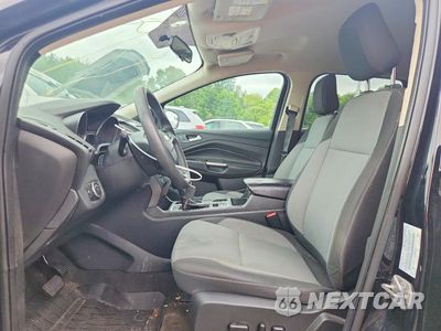 Zdjęcie 7 z 13 samochodu: 2018 FORD ESCAPE SE VIN:1FMCU9GD2JUC38341 - miniatura