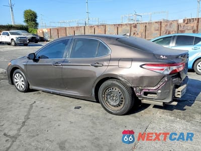 Drugie zdjęcie samochodu z przodu: 2019 TOYOTA CAMRY LE VIN:4T1B31HK4KU511911 - miniatura