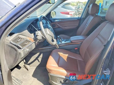 Zdjęcie 7 z 13 samochodu: 2013 BMW X5 XDRIVE35I VIN:5UXZV4C5XD0E13560 - miniatura