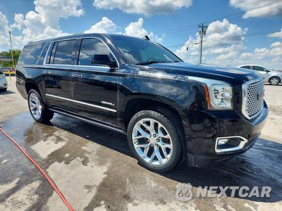 Czwarte zdjęcie samochodu z boku: 2017 GMC YUKON XL DENALI VIN:1GKS1HKJ9HR216676 - miniatura