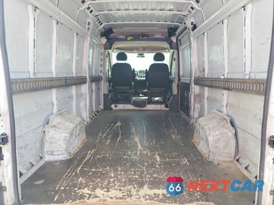 Zdjęcie 10 z 13 samochodu: 2017 RAM PROMASTER 3500 3500 HIGH VIN:3C6URVJG0HE515557 - miniatura