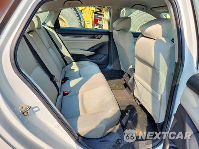 Zdjęcie 10 z 13 samochodu: 2019 HONDA ACCORD LX VIN:1HGCV1F17KA075295 - miniatura
