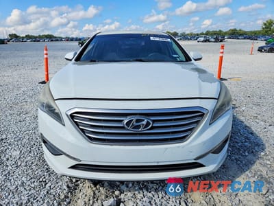 Piąte zdjęcie samochodu w środku: 2015 HYUNDAI SONATA SE VIN:5NPE24AF9FH062034 - miniatura