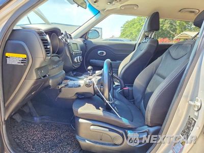 Zdjęcie 7 z 12 samochodu: 2018 KIA SOUL BASE VIN:KNDJN2A22J7580183 - miniatura