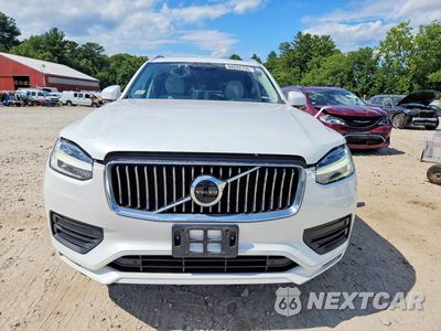 Piąte zdjęcie samochodu w środku: 2020 VOLVO XC90 T5 MOMENTUM VIN:YV4102PK6L1555859 - miniatura