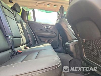 Zdjęcie 11 z 14 samochodu: 2020 VOLVO V60 CROSS COUNTRY T5 MOMENTUM VIN:YV4102WK4L1041820 - miniatura