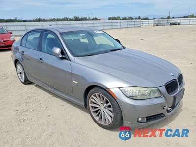 Czwarte zdjęcie samochodu z boku: 2011 BMW 328 XI SULEV VIN:WBAPK5C54BA810805 - miniatura
