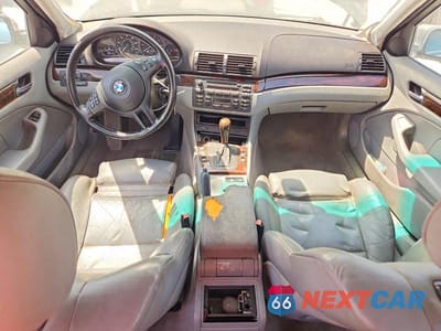 Zdjęcie 8 z 13 samochodu: 2005 BMW 325 I VIN:WBAEV33425KW20722 - miniatura
