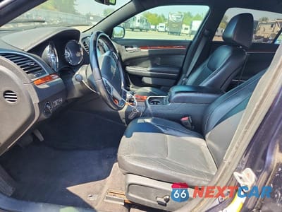 Zdjęcie 7 z 12 samochodu: 2012 CHRYSLER 300 LIMITED VIN:2C3CCACG9CH195278 - miniatura