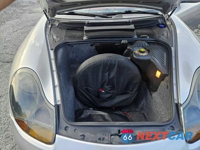 Zdjęcie 7 z 11 samochodu: 1998 PORSCHE BOXSTER VIN:WP0CA2986WU623669 - miniatura