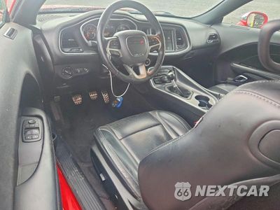 Zdjęcie 8 z 12 samochodu: 2015 DODGE CHALLENGER SXT PLUS VIN:2C3CDZBT5FH704684 - miniatura