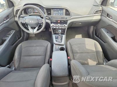 Zdjęcie 8 z 12 samochodu: 2020 HYUNDAI ELANTRA SEL VIN:5NPD84LF4LH577820 - miniatura
