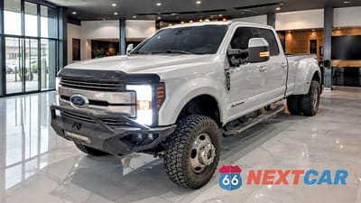 Drugie zdjęcie samochodu z przodu: 2017 FORD F350 SUPER DUTY VIN:1FT8W3DT0HEC30594 - miniatura