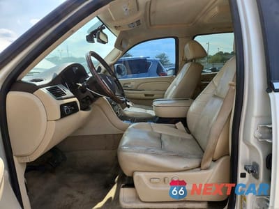 Zdjęcie 7 z 13 samochodu: 2007 CADILLAC ESCALADE ESV VIN:1GYFK66837R359069 - miniatura