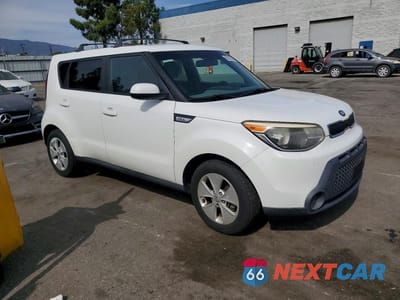 Czwarte zdjęcie samochodu z boku: 2015 KIA SOUL BASE VIN:KNDJN2A26F7793662 - miniatura