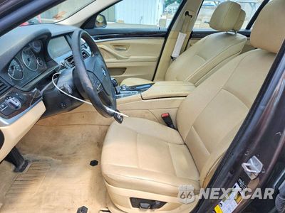Zdjęcie 7 z 12 samochodu: 2013 BMW 528 XI VIN:WBAXH5C57DD111443 - miniatura
