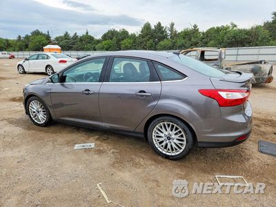 Drugie zdjęcie samochodu z przodu: 2014 FORD FOCUS TITANIUM VIN:1FADP3J25EL396968 - miniatura