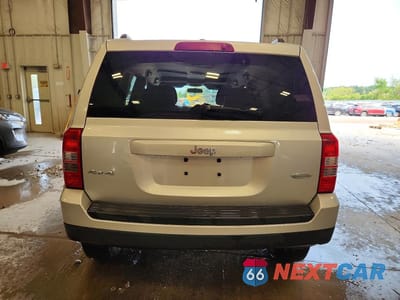 Zdjęcie 6 z 12 samochodu: 2011 JEEP PATRIOT SPORT VIN:1J4NF1GB4BD274308 - miniatura