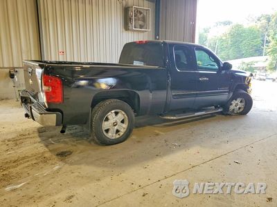 Trzecie zdjęcie samochodu z tyłu: 2013 CHEVROLET SILVERADO K1500 LT VIN:1GCRKSE75DZ280924 - miniatura