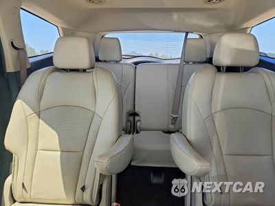 Zdjęcie 10 z 13 samochodu: 2022 BUICK ENCLAVE ESSENCE VIN:5GAERBKWXNJ192698 - miniatura